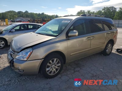 2008 KIA SEDONA LX KNDMB233686211550 - główne zdjęcie licytacji z USA - miniatura