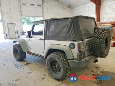 Drugie zdjęcie samochodu z przodu: 2011 JEEP WRANGLER SPORT VIN:1J4AA2D10BL511266 - miniatura