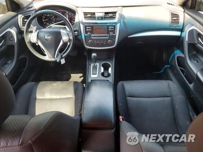 Zdjęcie 8 z 13 samochodu: 2017 NISSAN ALTIMA 2.5 SR VIN:1N4AL3AP2HC482723 - miniatura