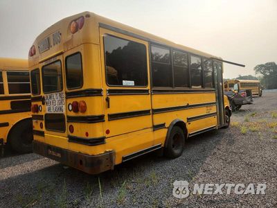 Czwarte zdjęcie samochodu z boku: 2014 CHEVROLET EXPRESS G3 - SCHOOL BUS VIN:1GB3G3BG2E1183220 - miniatura