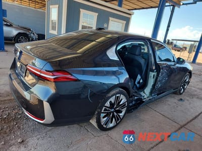 Trzecie zdjęcie samochodu z tyłu: 2025 BMW 530 I VIN:WBA43FJ00SCU33424 - miniatura