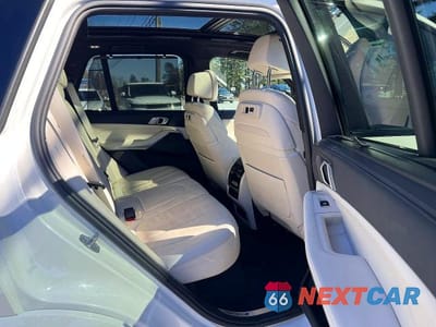 Zdjęcie 6 z 10 samochodu: 2021 BMW X5 XDRIVE45E VIN:5UXTA6C08M9D84086 - miniatura