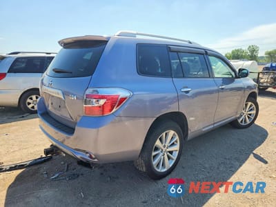 Trzecie zdjęcie samochodu z tyłu: 2008 TOYOTA HIGHLANDER HYBRID VIN:JTEEW41A482024221 - miniatura