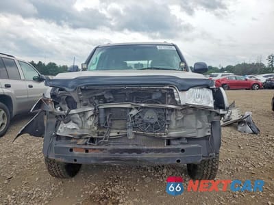 Piąte zdjęcie samochodu w środku: 2003 TOYOTA SEQUOIA LIMITED VIN:5TDBT48A23S184430 - miniatura