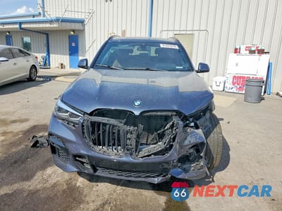Piąte zdjęcie samochodu w środku: 2022 BMW X5 XDRIVE40I VIN:5UXCR6C05N9J56358 - miniatura