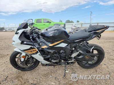 Trzecie zdjęcie samochodu z tyłu: 2026 KAWASAKI ZX636 K VIN:JKBZXJK11TA015495 - miniatura