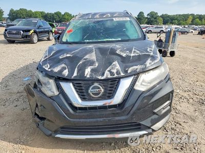 Piąte zdjęcie samochodu w środku: 2019 NISSAN ROGUE SV VIN:KNMAT2MV4KP523772 - miniatura
