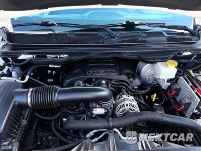 Zdjęcie 7 z 10 samochodu: 2019 RAM 1500 LIMITED VIN:1C6SRFHT9KN551525 - miniatura