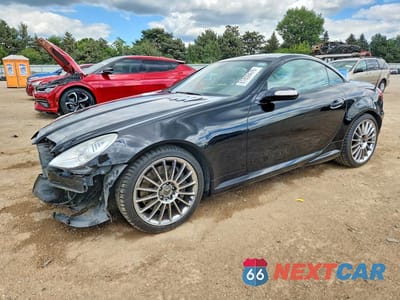 2005 MERCEDES-BENZ SLK 55 AMG WDBWK73FX5F075000 - główne zdjęcie licytacji z USA - miniatura