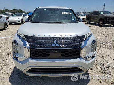 Piąte zdjęcie samochodu w środku: 2023 MITSUBISHI OUTLANDER SE VIN:JA4J4UA80PZ013058 - miniatura