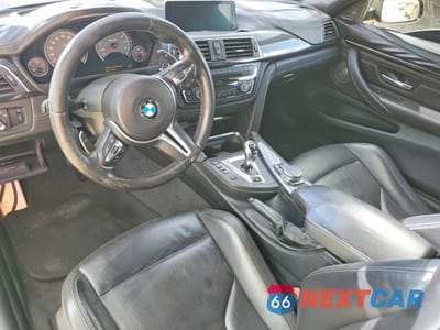 Zdjęcie 8 z 13 samochodu: 2016 BMW M4 VIN:WBS3R9C50GK335958 - miniatura