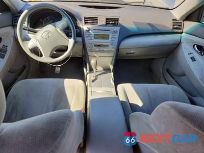 Zdjęcie 8 z 12 samochodu: 2010 TOYOTA CAMRY HYBRID VIN:4T1BB3EK4AU123272 - miniatura