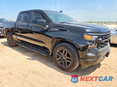 Czwarte zdjęcie samochodu z boku: 2025 CHEVROLET SILVERADO C1500 CUSTOM VIN:1GCPABEK5SZ176168 - miniatura