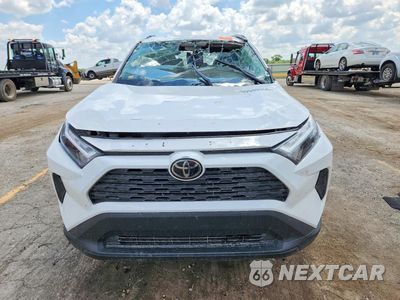 Piąte zdjęcie samochodu w środku: 2024 TOYOTA RAV4 XLE VIN:2T3W1RFV0RW306008 - miniatura