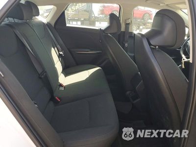 Zdjęcie 10 z 12 samochodu: 2026 KIA K4 LXS VIN:3KPFT4DE3TE280085 - miniatura