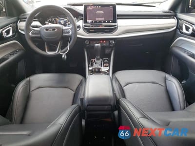 Zdjęcie 8 z 14 samochodu: 2025 JEEP COMPASS LIMITED VIN:3C4NJDCN5ST561849 - miniatura