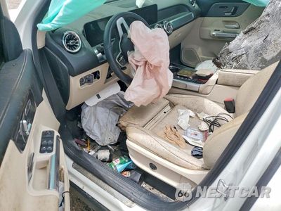 Zdjęcie 8 z 14 samochodu: 2021 MERCEDES-BENZ GLB 250 VIN:W1N4M4GB4MW099020 - miniatura