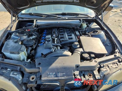 Zdjęcie 11 z 12 samochodu: 2005 BMW 325 I VIN:WBAEV33455KW20133 - miniatura