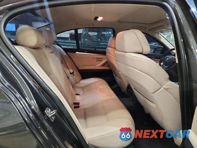 Zdjęcie 10 z 12 samochodu: 2011 BMW 535 XI VIN:WBAFU7C54BC439828 - miniatura