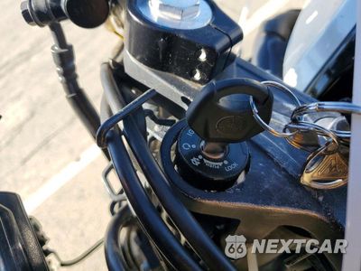 Zdjęcie 8 z 9 samochodu: 2015 YAMAHA YZFR3 VIN:MH3RH06YXFK005010 - miniatura