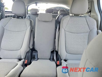 Zdjęcie 10 z 14 samochodu: 2022 TOYOTA SIENNA LE VIN:5TDKRKEC1NS093337 - miniatura