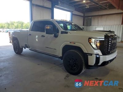 Czwarte zdjęcie samochodu z boku: 2026 GMC SIERRA K3500 DENALI ULTIMATE VIN:1GT4UYEY8TF101615 - miniatura