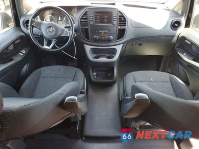 Zdjęcie 8 z 13 samochodu: 2023 MERCEDES-BENZ METRIS VIN:W1WV0FEY6P4337576 - miniatura