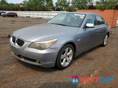 2007 BMW 530 XI WBANF73537CU24282 - główne zdjęcie licytacji z USA - miniatura