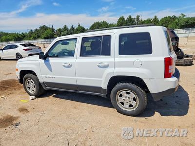 Drugie zdjęcie samochodu z przodu: 2016 JEEP PATRIOT SPORT VIN:1C4NJPBA5GD527746 - miniatura