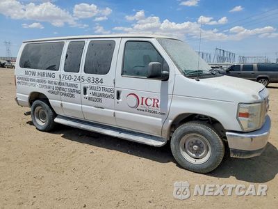 Czwarte zdjęcie samochodu z boku: 2014 FORD ECONOLINE E350 SUPER DUTY WAGON VIN:1FBNE3BL0EDA22178 - miniatura