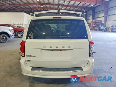 Zdjęcie 6 z 13 samochodu: 2015 DODGE GRAND CARAVAN SE VIN:2C4RDGBG9FR615949 - miniatura