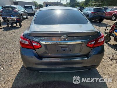 Zdjęcie 6 z 12 samochodu: 2016 NISSAN ALTIMA 2.5 SR VIN:1N4AL3AP5GC258179 - miniatura