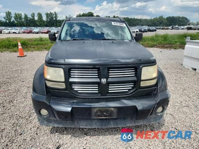 Piąte zdjęcie samochodu w środku: 2010 DODGE NITRO SXT VIN:1D4PT5GK1AW105027 - miniatura