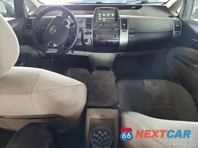 Zdjęcie 8 z 12 samochodu: 2006 TOYOTA PRIUS BASE VIN:JTDKB20U363152301 - miniatura