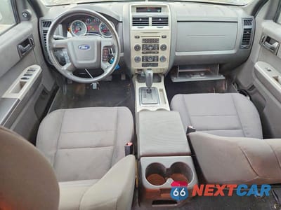 Zdjęcie 8 z 13 samochodu: 2011 FORD ESCAPE XLT VIN:1FMCU0DG7BKB27176 - miniatura