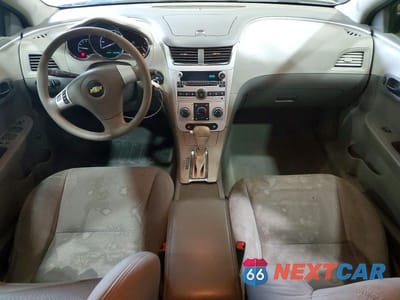 Zdjęcie 8 z 12 samochodu: 2010 CHEVROLET MALIBU LS VIN:1G1ZB5EB3AF260862 - miniatura