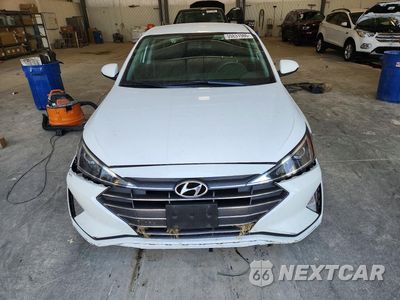 Piąte zdjęcie samochodu w środku: 2019 HYUNDAI ELANTRA SE VIN:5NPD74LFXKH473558 - miniatura