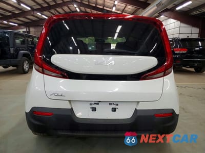 Zdjęcie 6 z 13 samochodu: 2022 KIA SOUL ! VIN:KNDJ23AU2N7805840 - miniatura