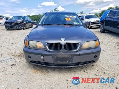 Piąte zdjęcie samochodu w środku: 2003 BMW 325 I VIN:WBAEV33443KL60028 - miniatura