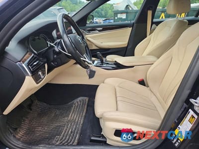 Zdjęcie 7 z 12 samochodu: 2019 BMW 540 XI VIN:WBAJE7C52KWW38141 - miniatura