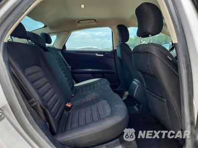 Zdjęcie 10 z 12 samochodu: 2018 FORD FUSION S VIN:3FA6P0G72JR127283 - miniatura