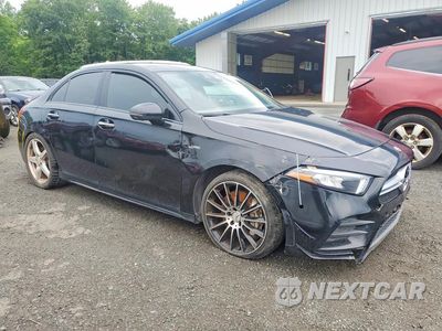 Czwarte zdjęcie samochodu z boku: 2021 MERCEDES-BENZ A 35 AMG VIN:W1K3G5BB8MJ321245 - miniatura