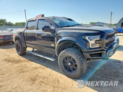 Czwarte zdjęcie samochodu z boku: 2018 FORD F150 RAPTOR VIN:1FTFW1RG3JFD74308 - miniatura
