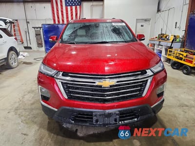 Piąte zdjęcie samochodu w środku: 2023 CHEVROLET TRAVERSE LT VIN:1GNEVHKW1PJ237633 - miniatura