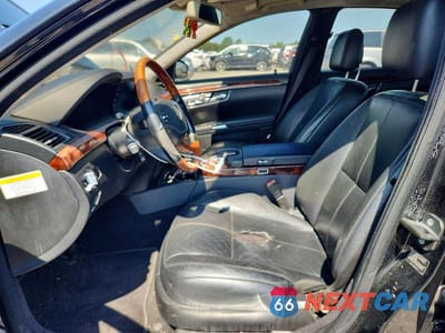 Zdjęcie 7 z 12 samochodu: 2008 MERCEDES-BENZ S 550 4MATIC VIN:WDDNG86X18A234910 - miniatura