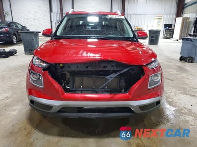 Piąte zdjęcie samochodu w środku: 2022 HYUNDAI VENUE LIMITED VIN:KMHRC8A32NU152427 - miniatura