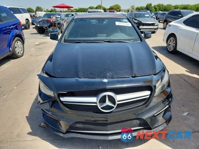 Piąte zdjęcie samochodu w środku: 2014 MERCEDES-BENZ CLA 45 AMG VIN:WDDSJ5CBXEN029232 - miniatura