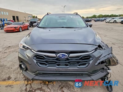Piąte zdjęcie samochodu w środku: 2024 SUBARU CROSSTREK PREMIUM VIN:JF2GUADC3R8914398 - miniatura