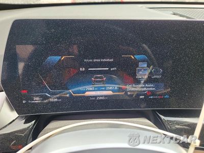 Zdjęcie 9 z 13 samochodu: 2024 BMW X1 XDRIVE28I VIN:WBX73EF06R5Z40932 - miniatura