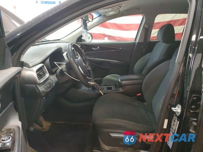 Zdjęcie 7 z 13 samochodu: 2019 KIA SORENTO LX VIN:5XYPGDA34KG564211 - miniatura